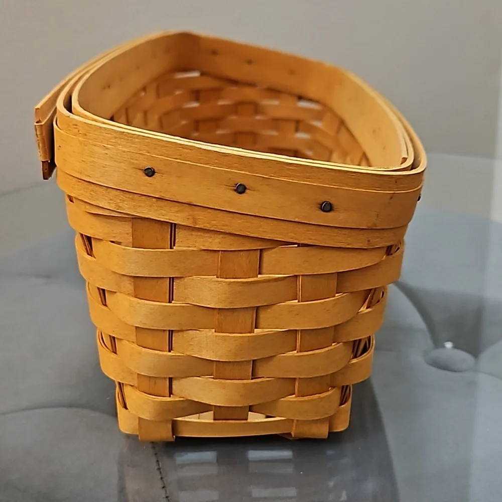 Longaberger 2001 Basket